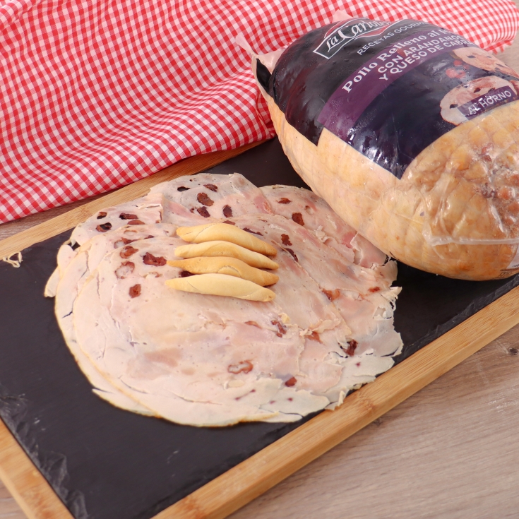 pollo con arándanos y queso de cabra, kg